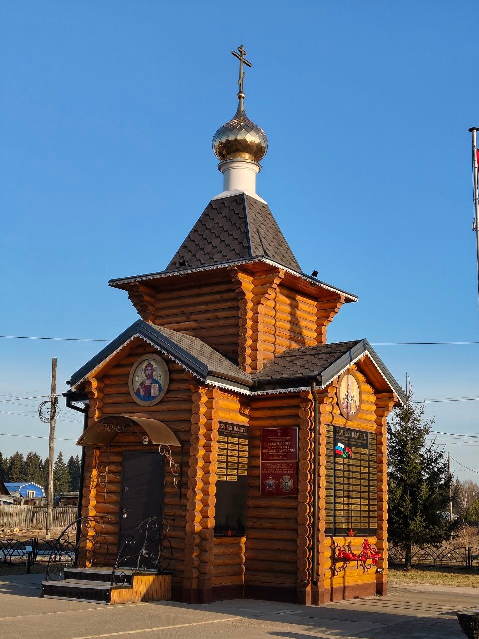 Молебен в память о погибших воинах.