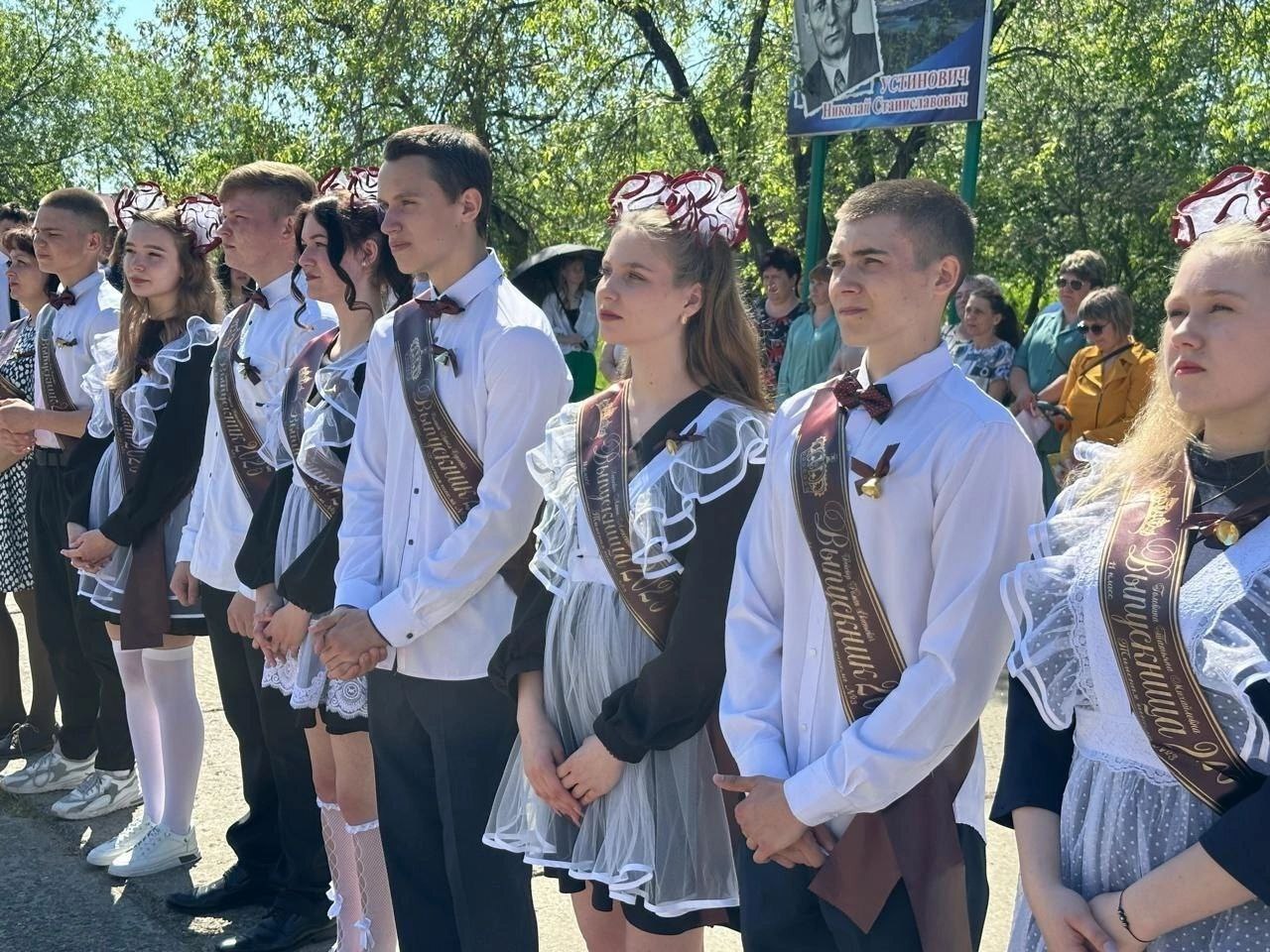 Последние звонки прозвенели в Нижнеингашском районе!.