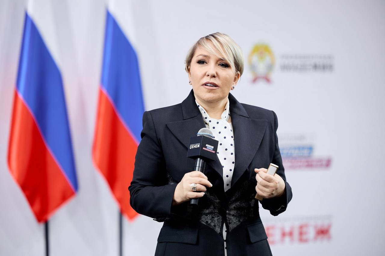 На программе «Время героев» сопредседатель ВАРМСУ Ирина Гусева выступила экспертом.
