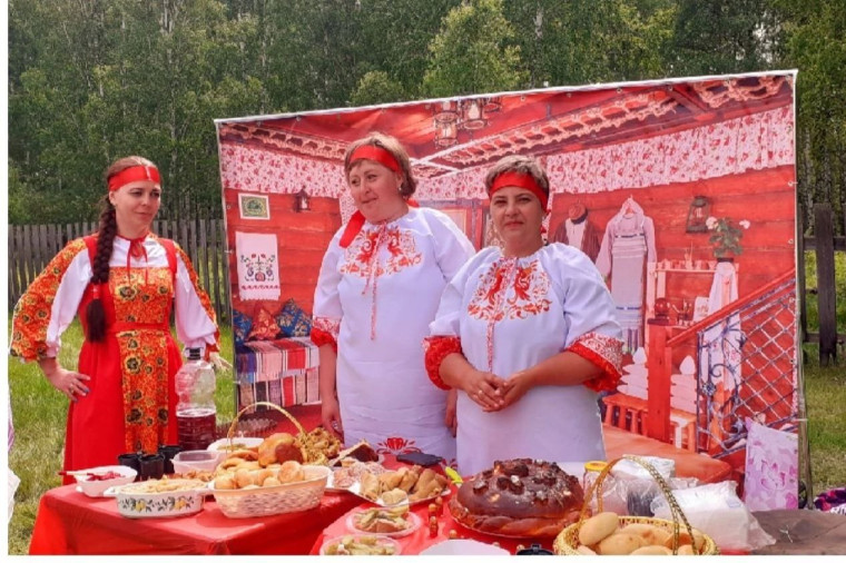 Праздничные мероприятия ко Дню России. Праздничные мероприятия ко Дню России.